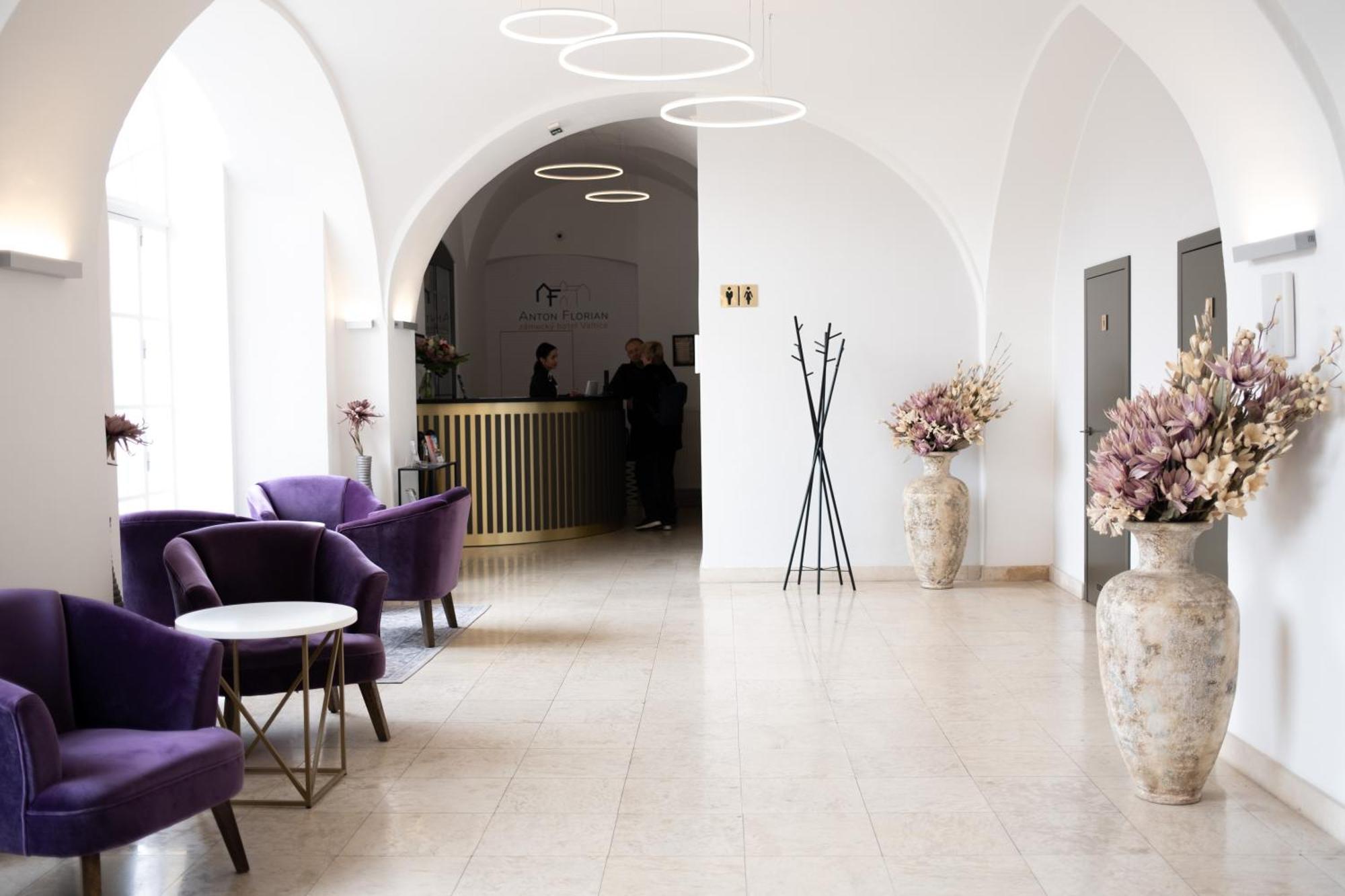 וואלטיצה Zamecky Hotel Anton Florian מראה חיצוני תמונה