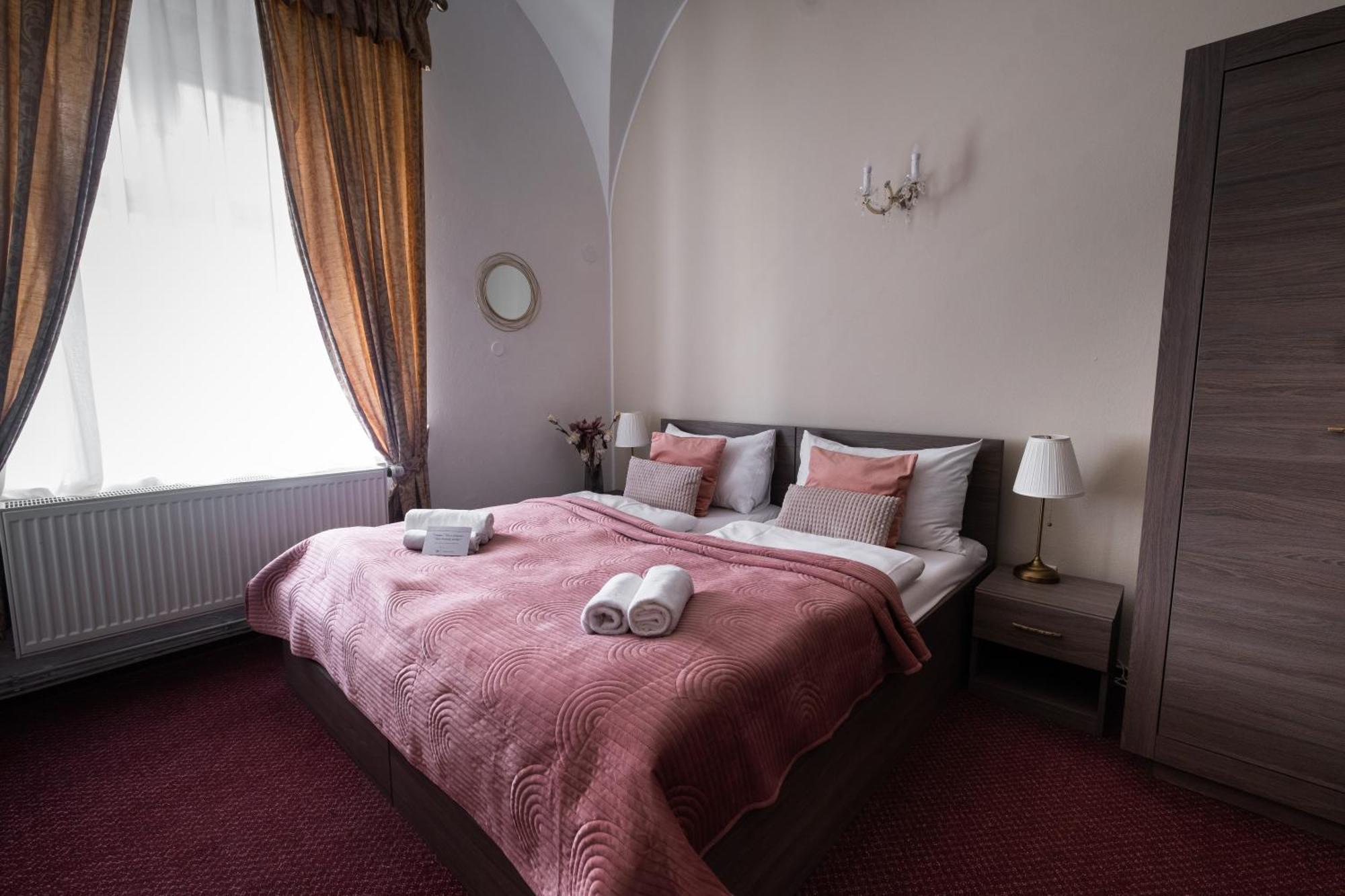וואלטיצה Zamecky Hotel Anton Florian מראה חיצוני תמונה